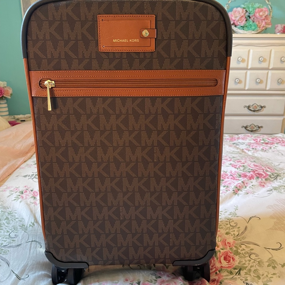 Michael Kors MK Jet set logo rolling travel suitcase luggage